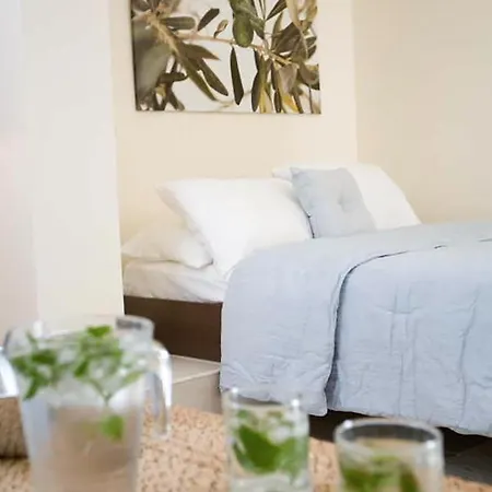 빌라 Two Greek Villas 니드리